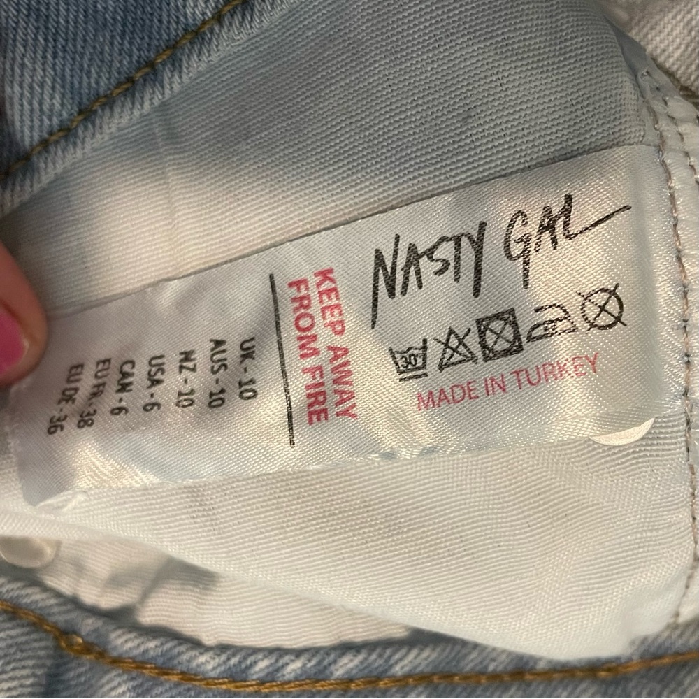 NASTY GAL Organic Cotton Mom Jean - Picture 7 of 14